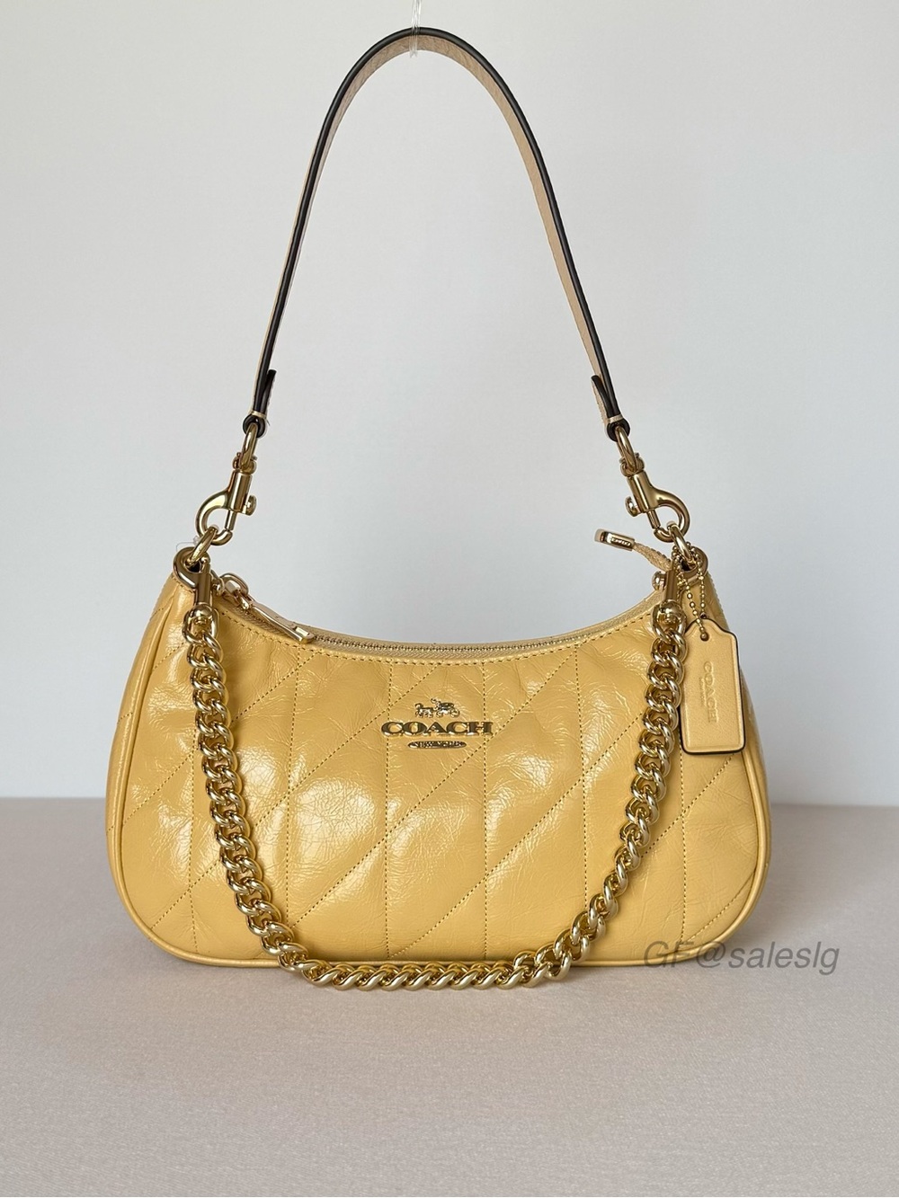 NWT Coach Teri Shoulder Bag
With Quilting Gold/Soft Yellow